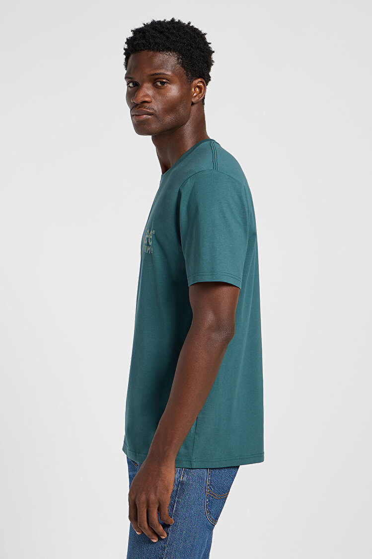 Футболка LEE Subtle Logo Tee Evergreen (112365457) Зеленый