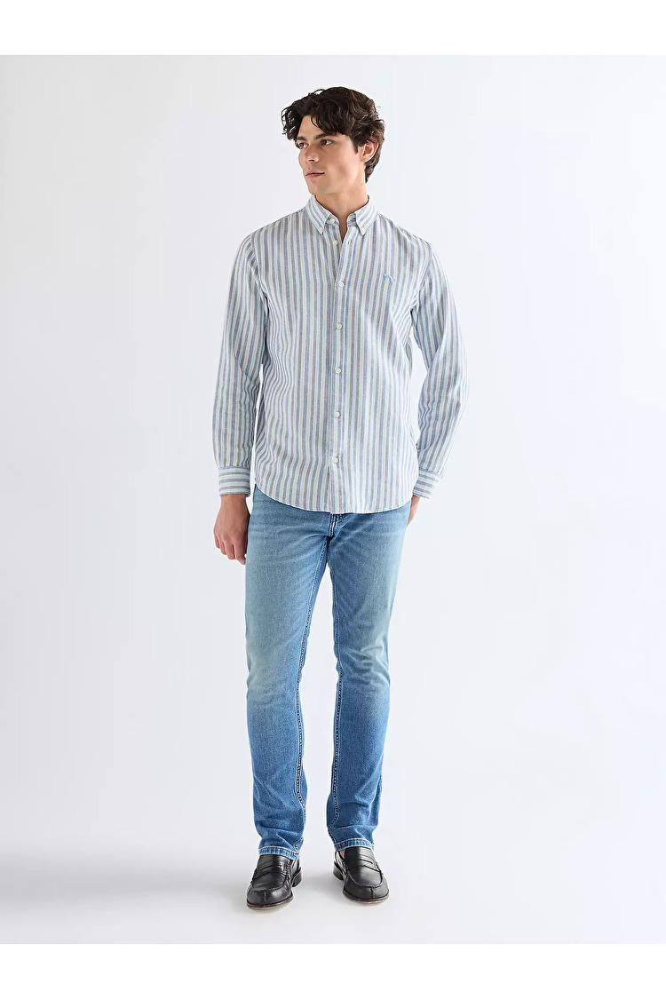 Джинси Wrangler Greensboro Regular Fit (112377801) Блакитний