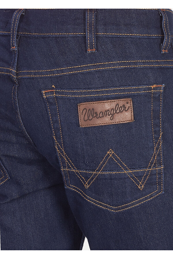 Джинсы Wrangler Greensboro Regular Original Straight (W15Q2655Z) Темно-синий