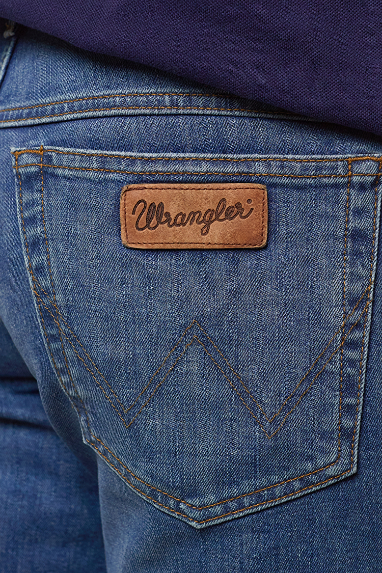 Джинси Wrangler Texas Regular Fit (W121W8204) Блакитний