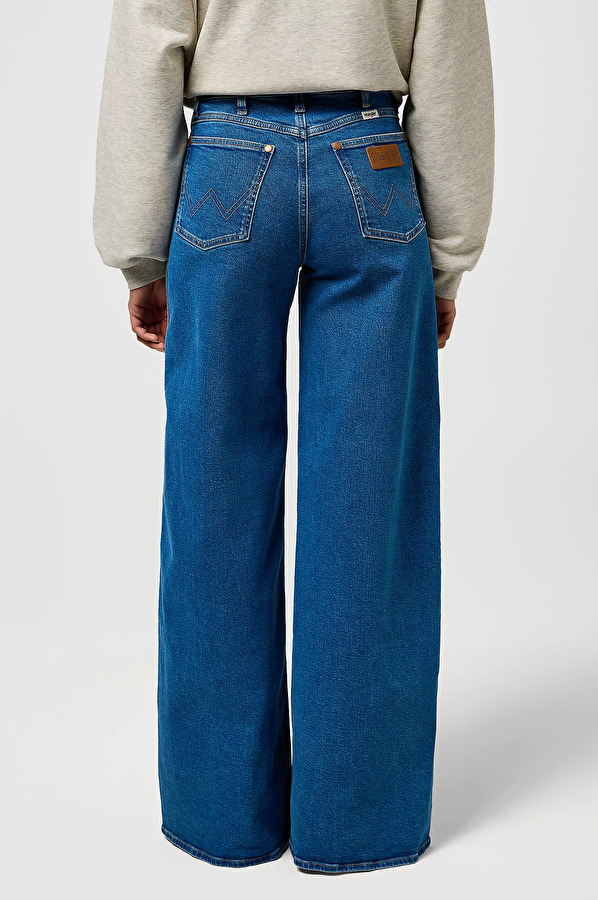 Джинси Wrangler CANYON Loose Fit (112371190) Синій