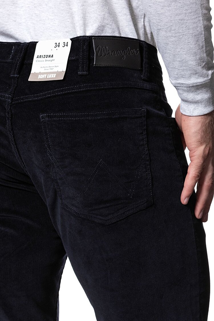 Брюки вельветовые Wrangler Arizona Regular Fit (W12OEC114) Темно-синий